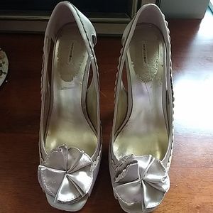 MAXSTUDIO Champagne Bow Heels